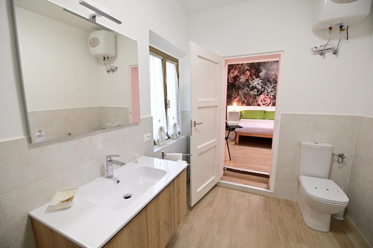La Casa Di Odessa Bed & Breakfast Arcevia Dış mekan fotoğraf