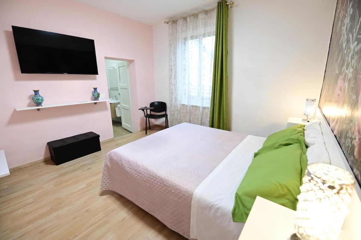 La Casa Di Odessa Bed & Breakfast Arcevia Dış mekan fotoğraf