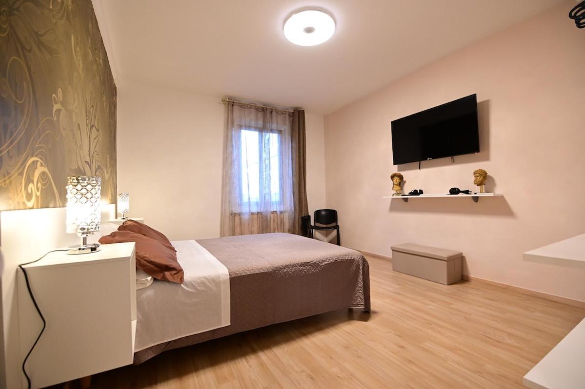 La Casa Di Odessa Bed & Breakfast Arcevia Dış mekan fotoğraf